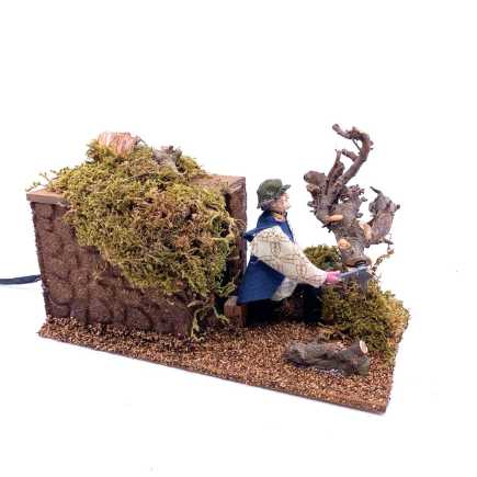 Taglialegna in movimento con albero che cade per statuine 12-13 cm