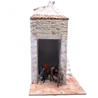 Casa con scala e retro bottega in borgo - 28 x 16 x 31 cm